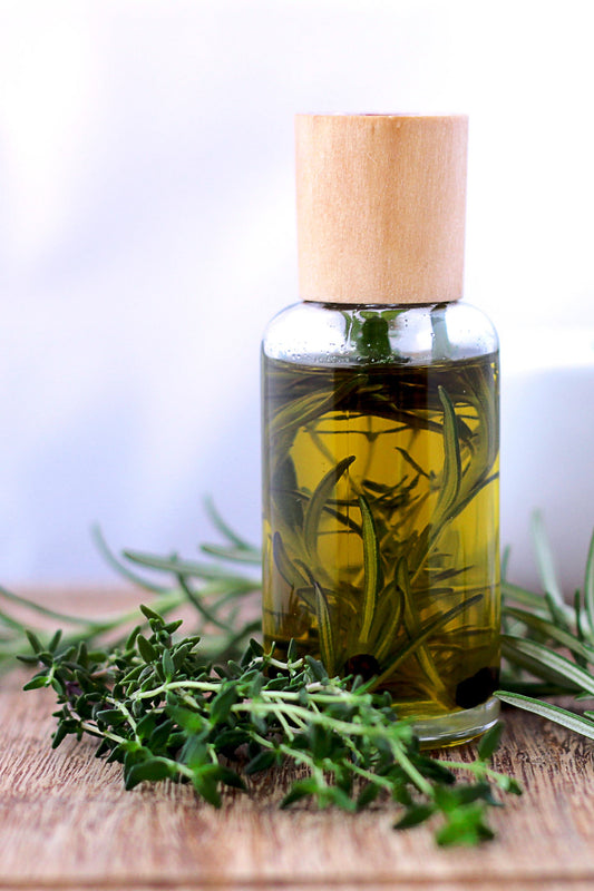 The Health Benefits of Olive Oil and How to Incorporate It Into Your Diet